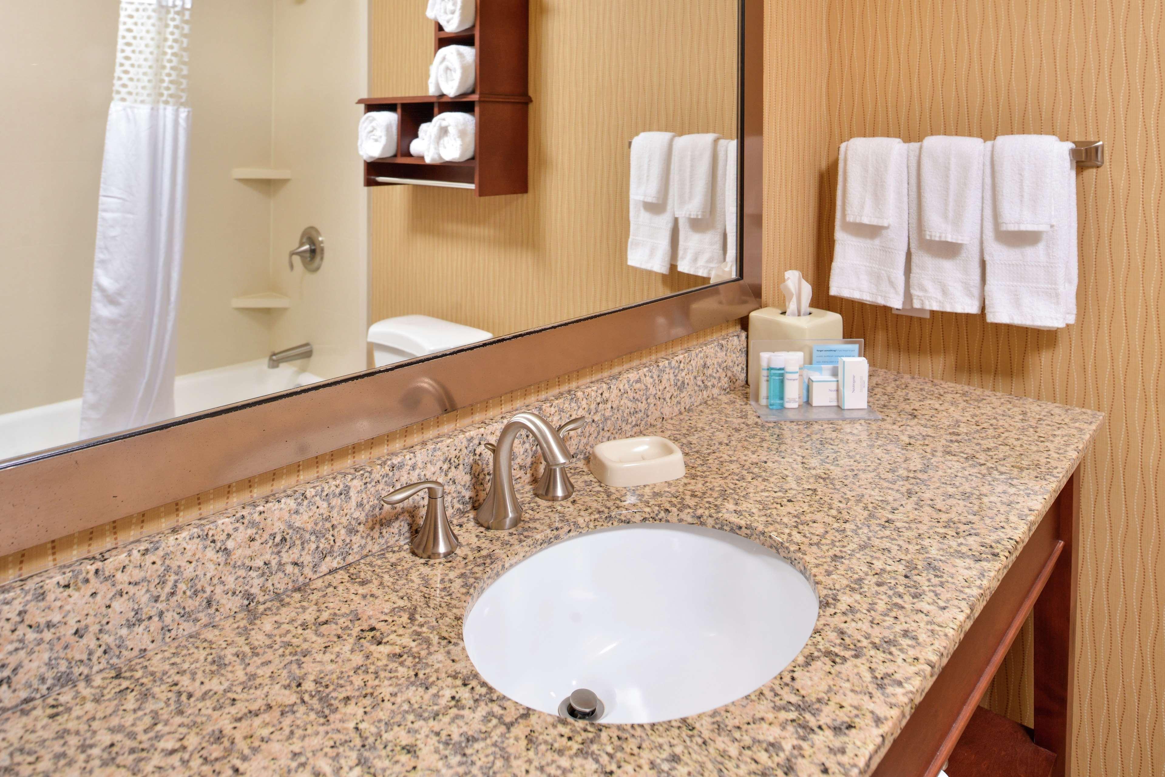 Hampton Inn Idaho Falls / Airport Buitenkant foto