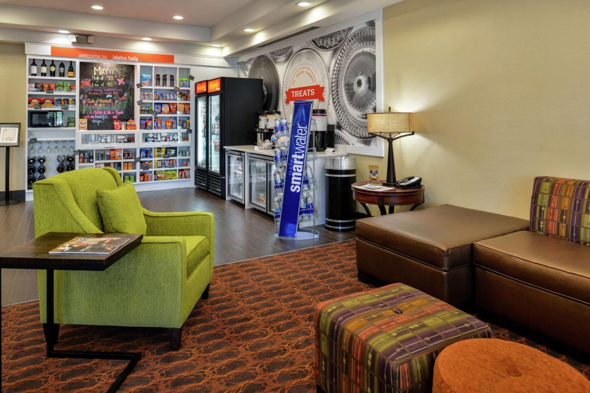 Hampton Inn Idaho Falls / Airport Buitenkant foto