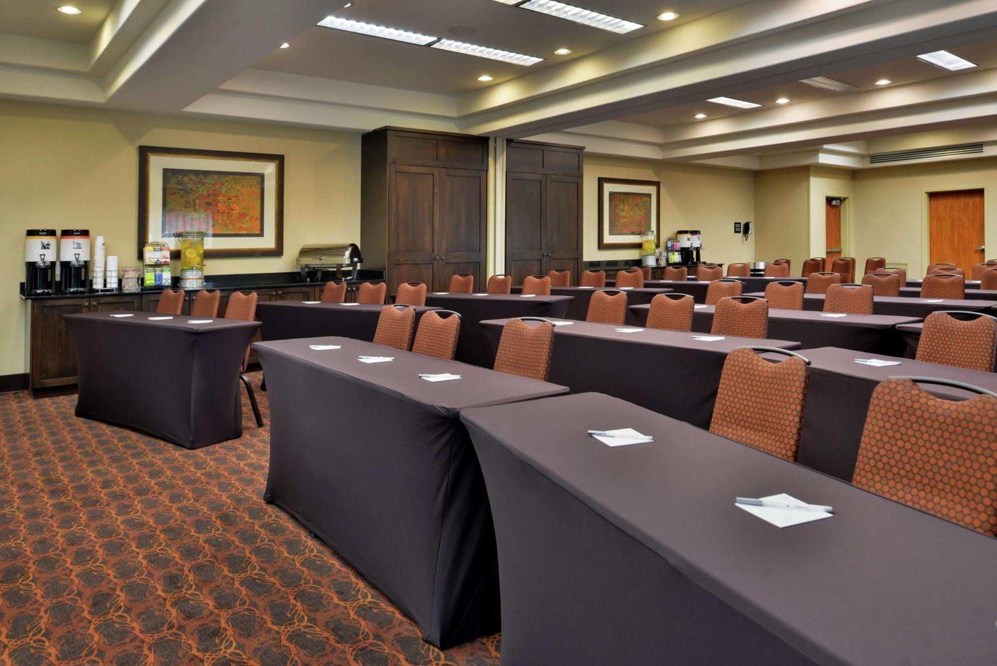 Hampton Inn Idaho Falls / Airport Buitenkant foto