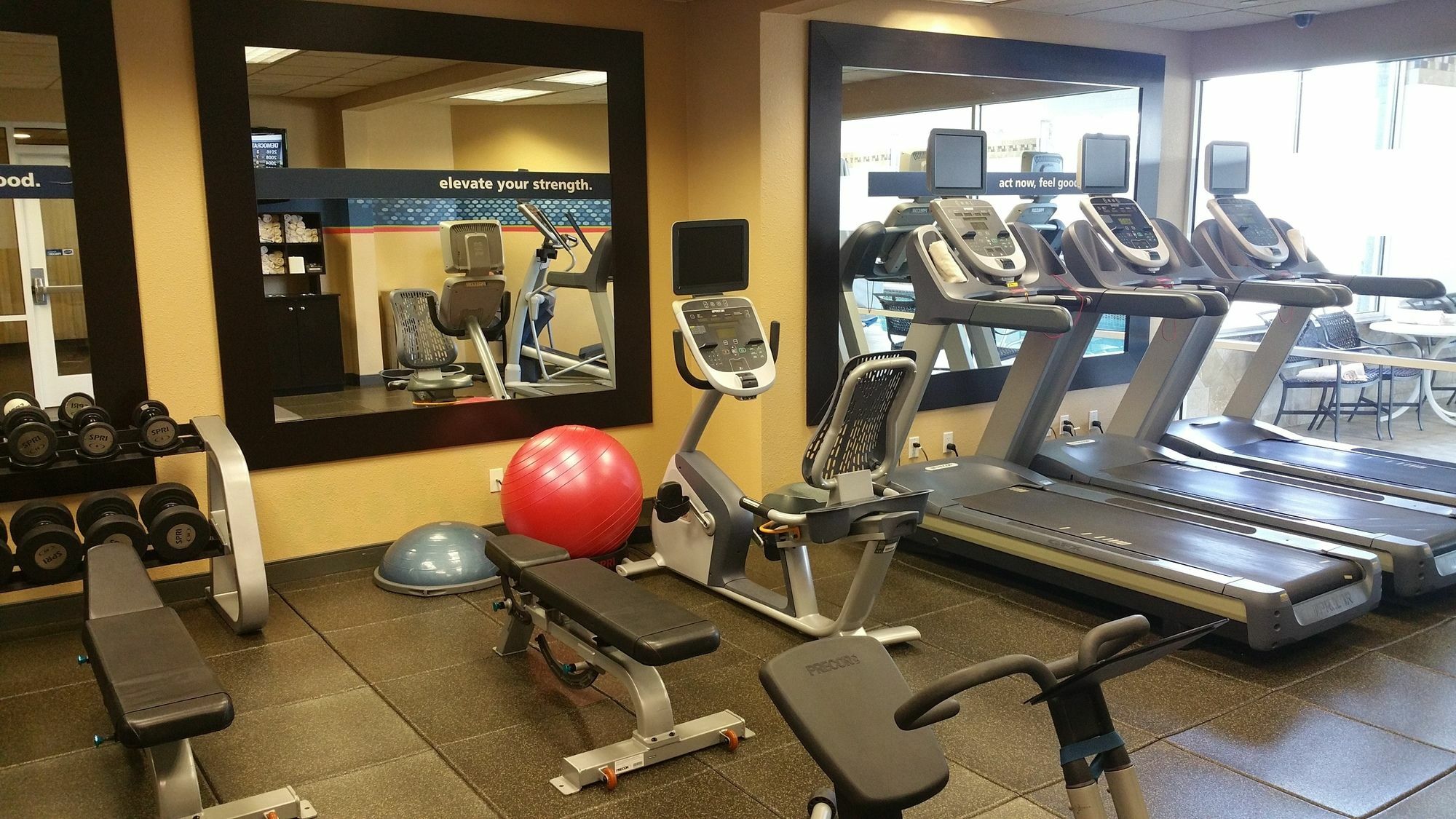 Hampton Inn Idaho Falls / Airport Buitenkant foto